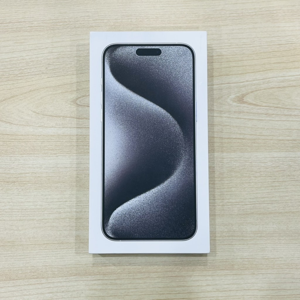 国内版SIMフリー iPhone15 Pro Max 512GB ホワイトチタニウム MU6V3J/A