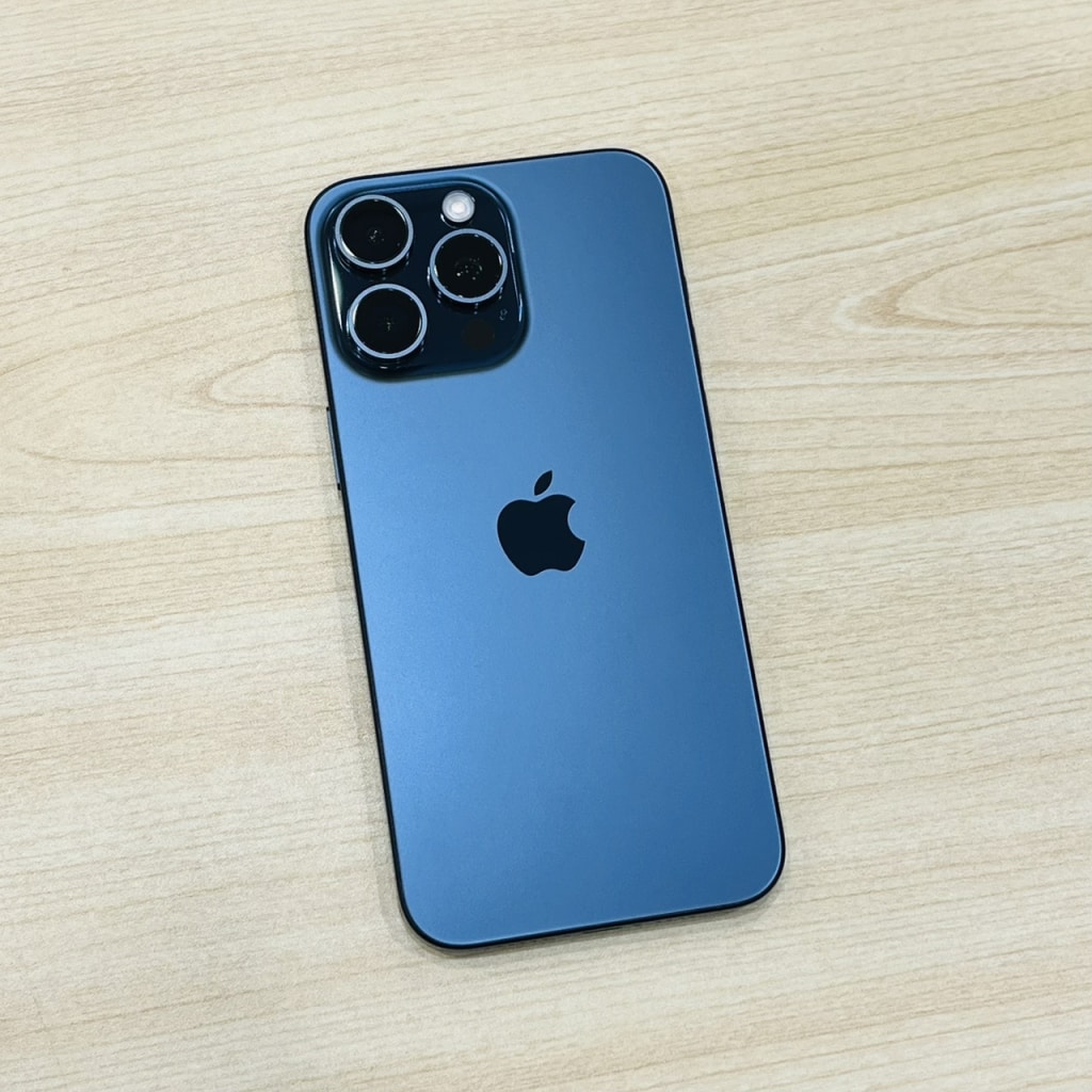 国内版SIMフリー iPhone15 Pro Max 256GB ブルーチタニウム MU6T3J/A