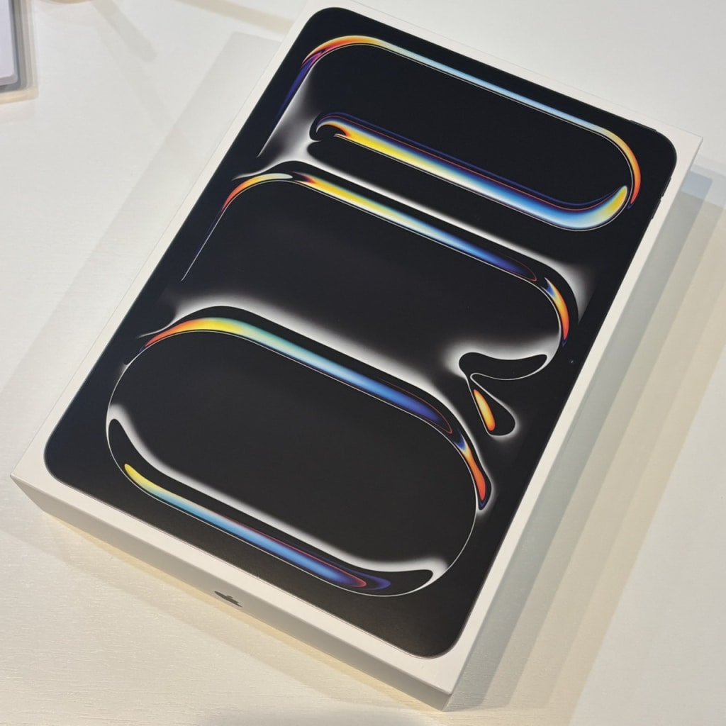 iPad Pro 11インチ M5 Cellular 512GB ME2Q4J/A
