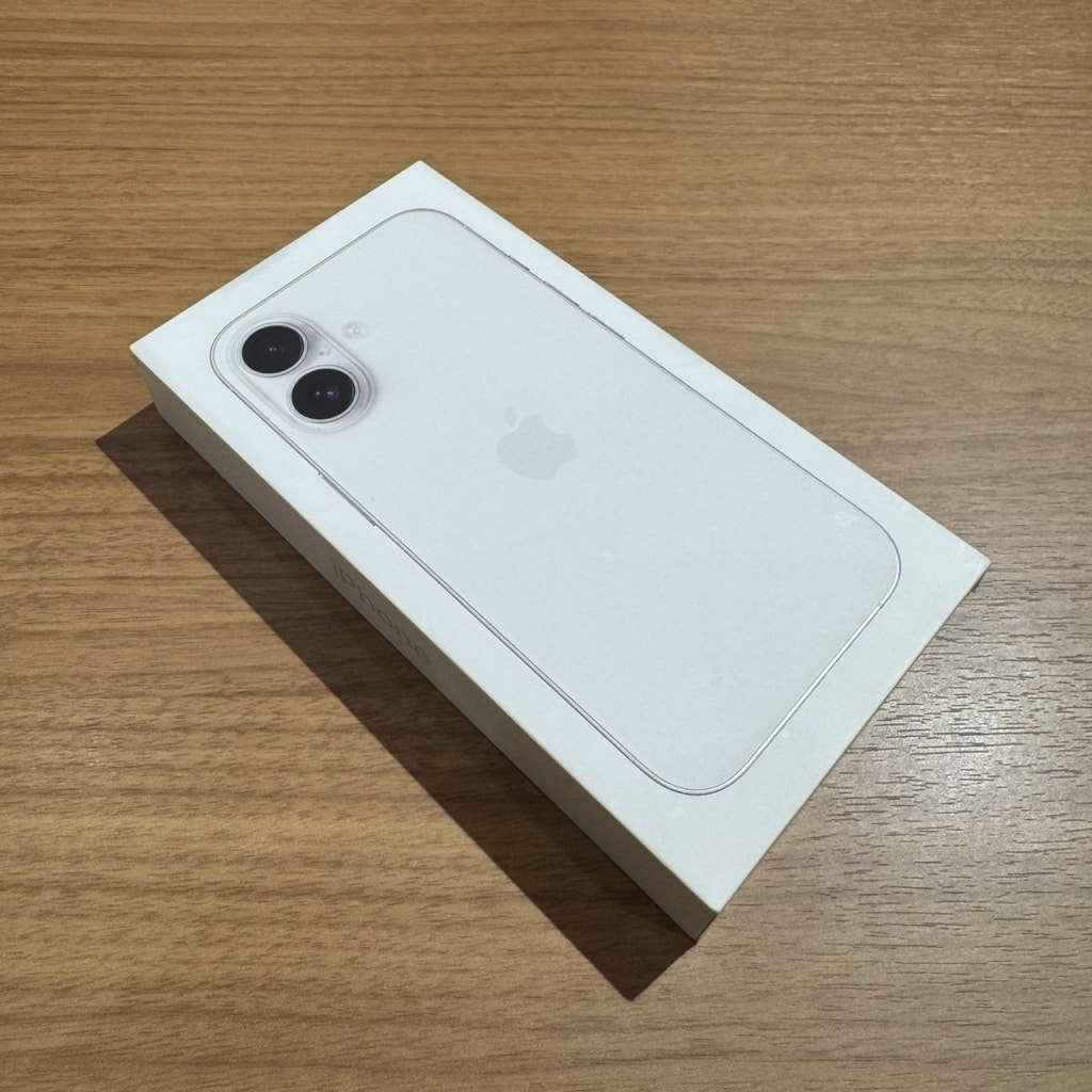 SIMロック解除(docomo) iPhone16 128GB ホワイト MYDR3J/A
