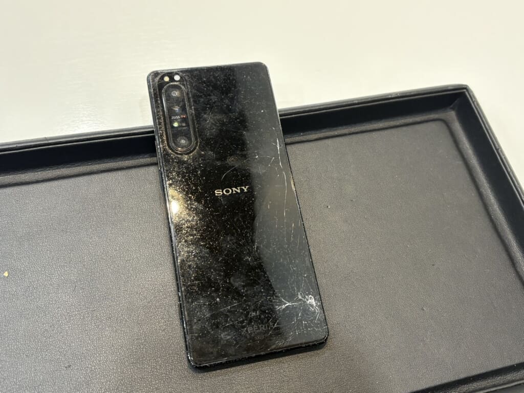 au Xperia 1 II ブラック SOG01