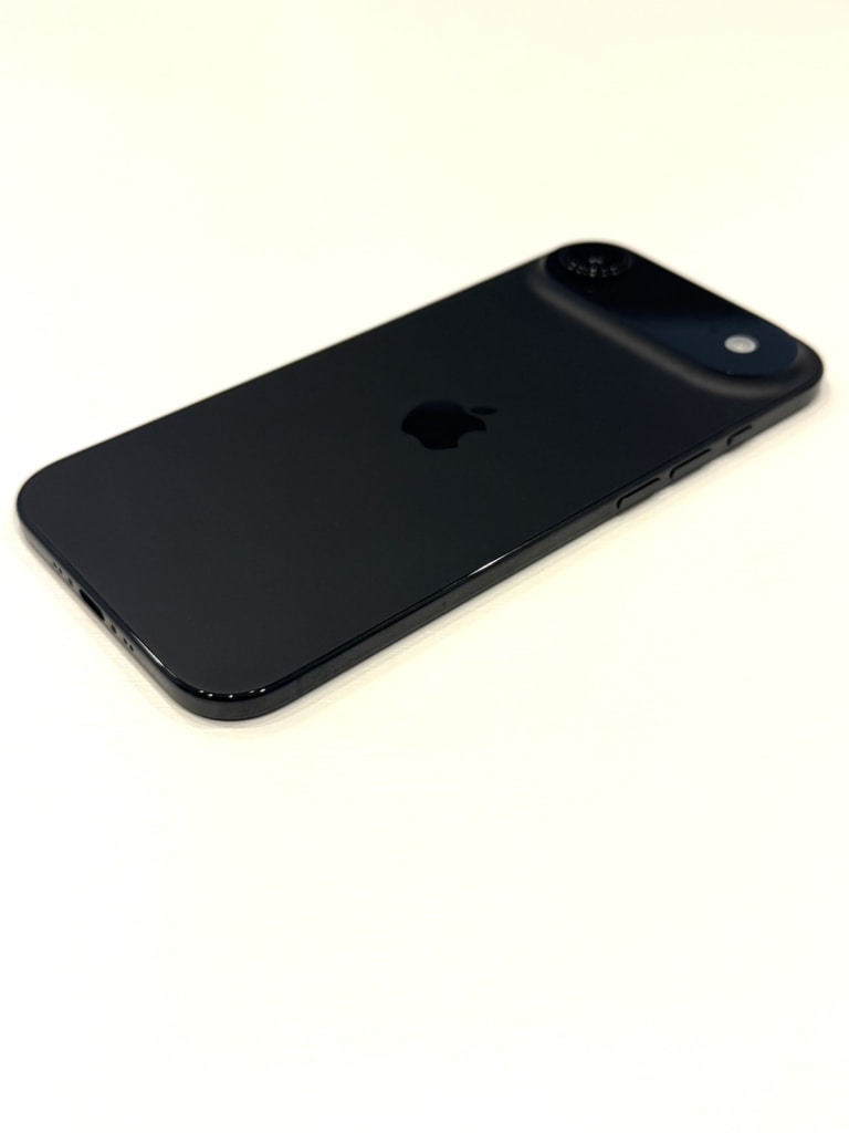 赤ロム iPhoneAir 256GB NG274J/A