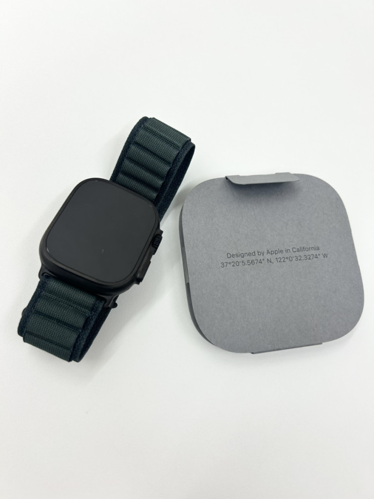 Apple Watch Ultra 2 GPS+Cellular 49mm ブラックチタニウム MYTF3J/A