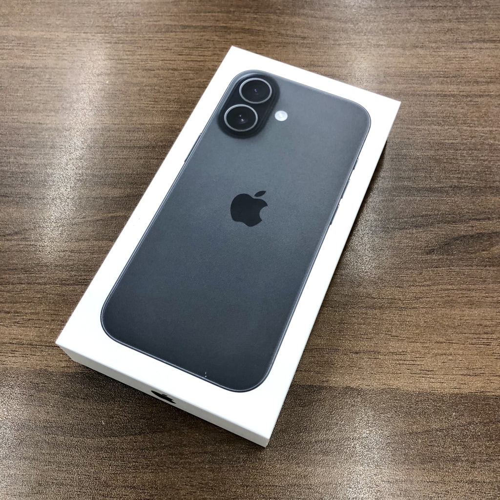 au/SIMロック解除 iPhone17 256GB ブラック MG674J/A