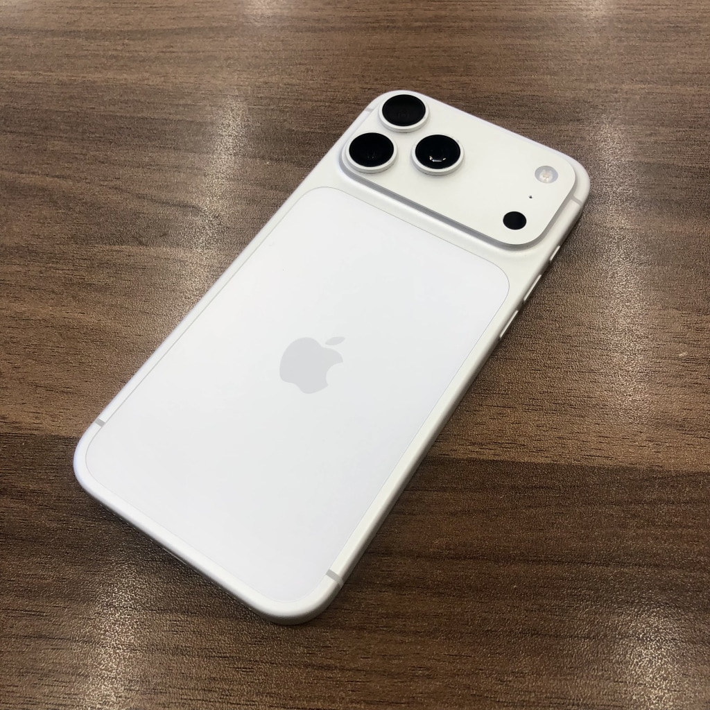 docomo/SIMロック解除 iPhone17 Pro Max 256GB シルバー MFY84J/A