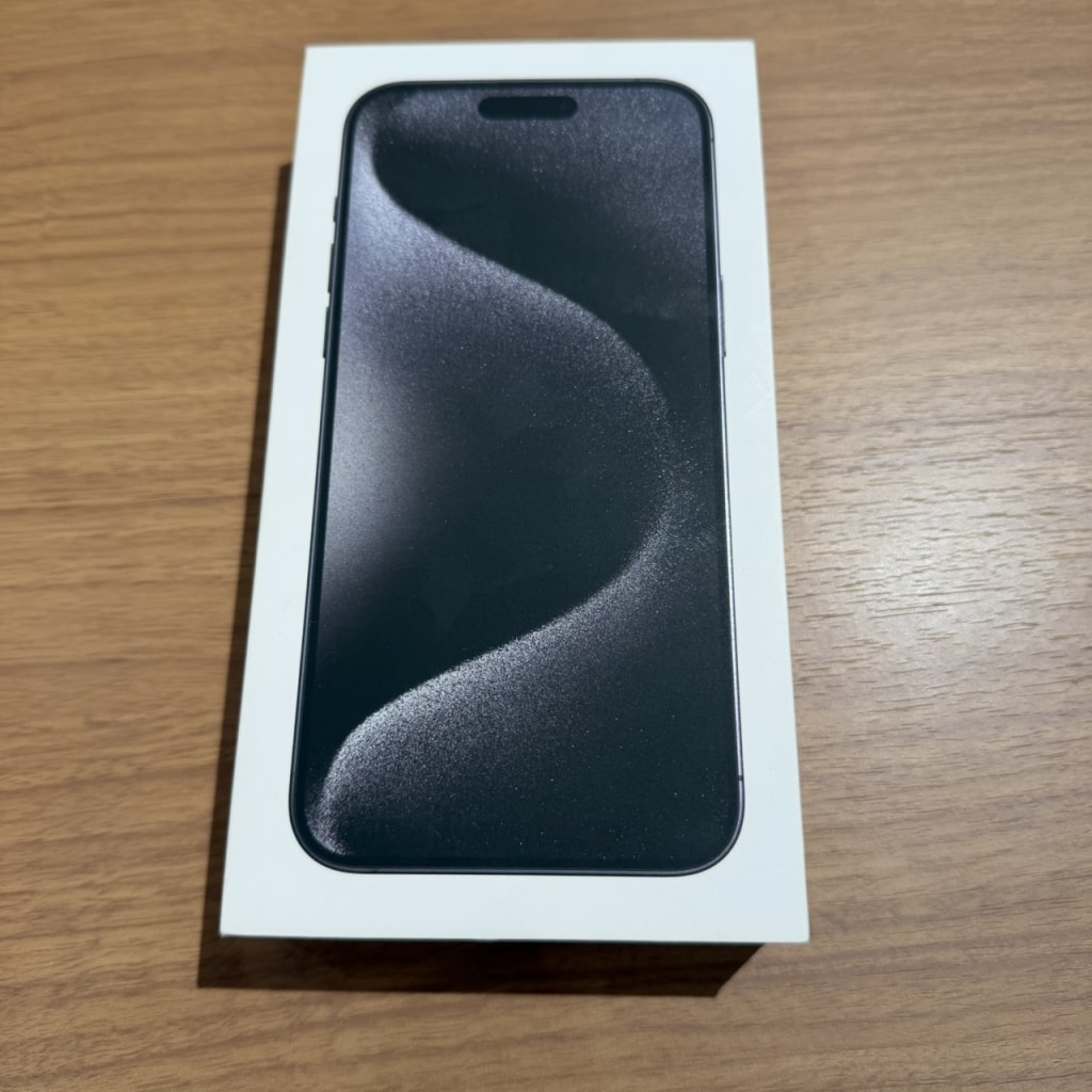 国内版SIMフリー iPhone15ProMax 512GB ブラックチタニウム MU6U3J/A