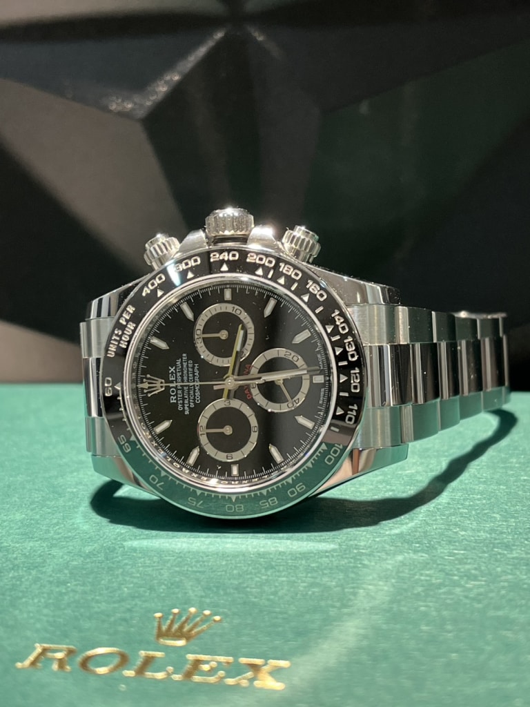 ロレックス デイトナ 黒文字盤 126500LN