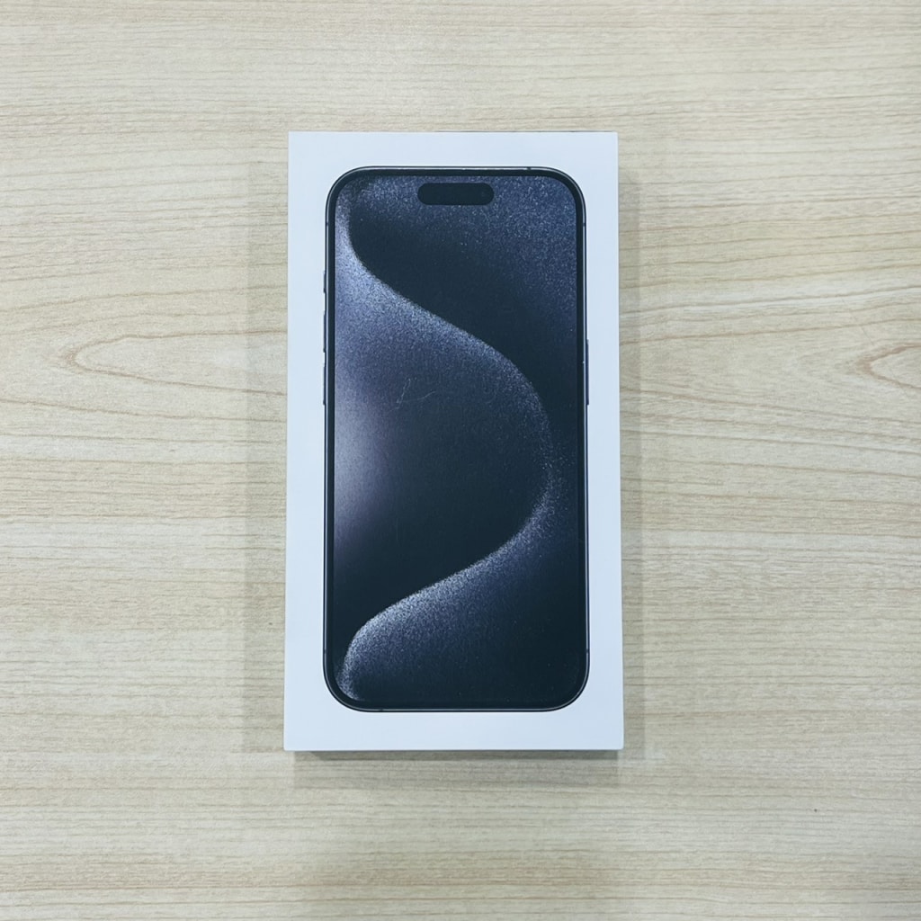 SIMロック解除(au) iPhone15 Pro 128GB ブラックチタニウム MTU73J/A