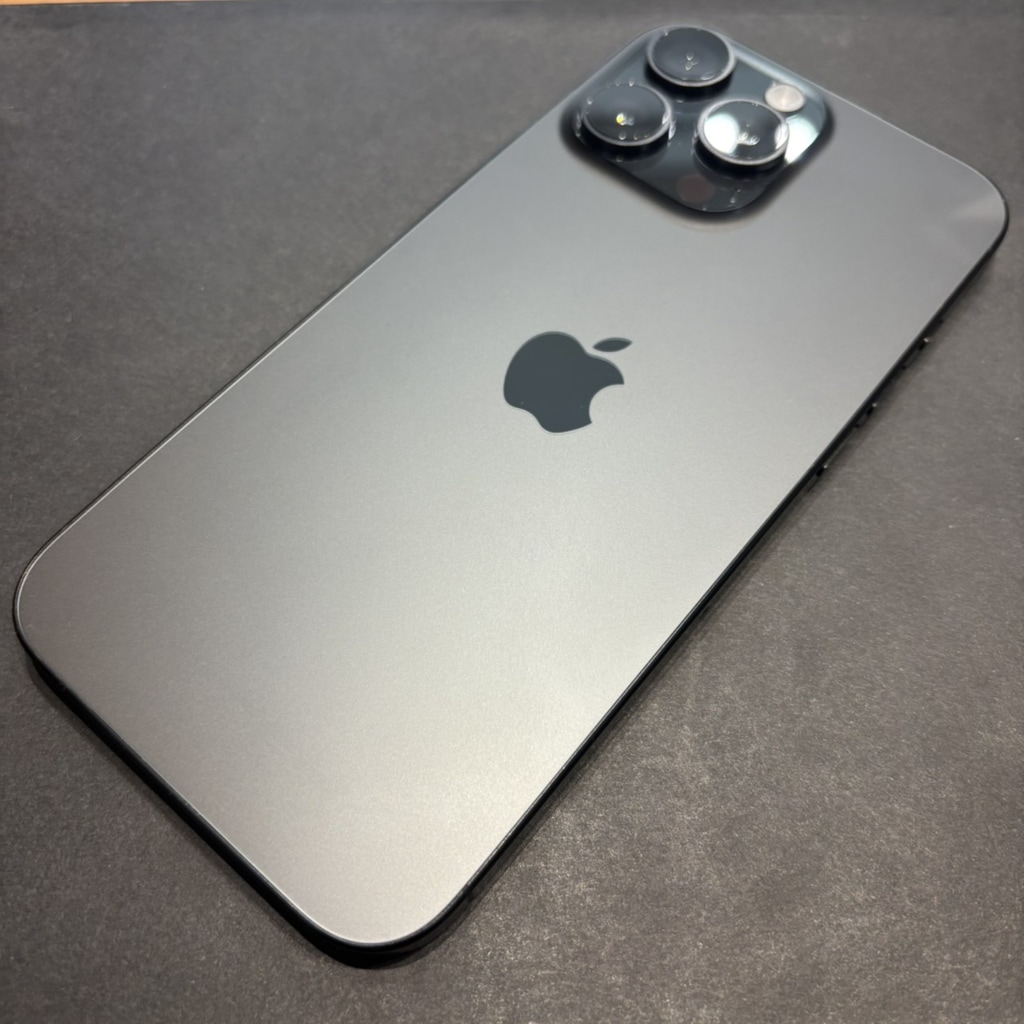 SIMロック解除(au)	iPhone16ProMax 256GB ブラックチタニウム MYWG3J/A