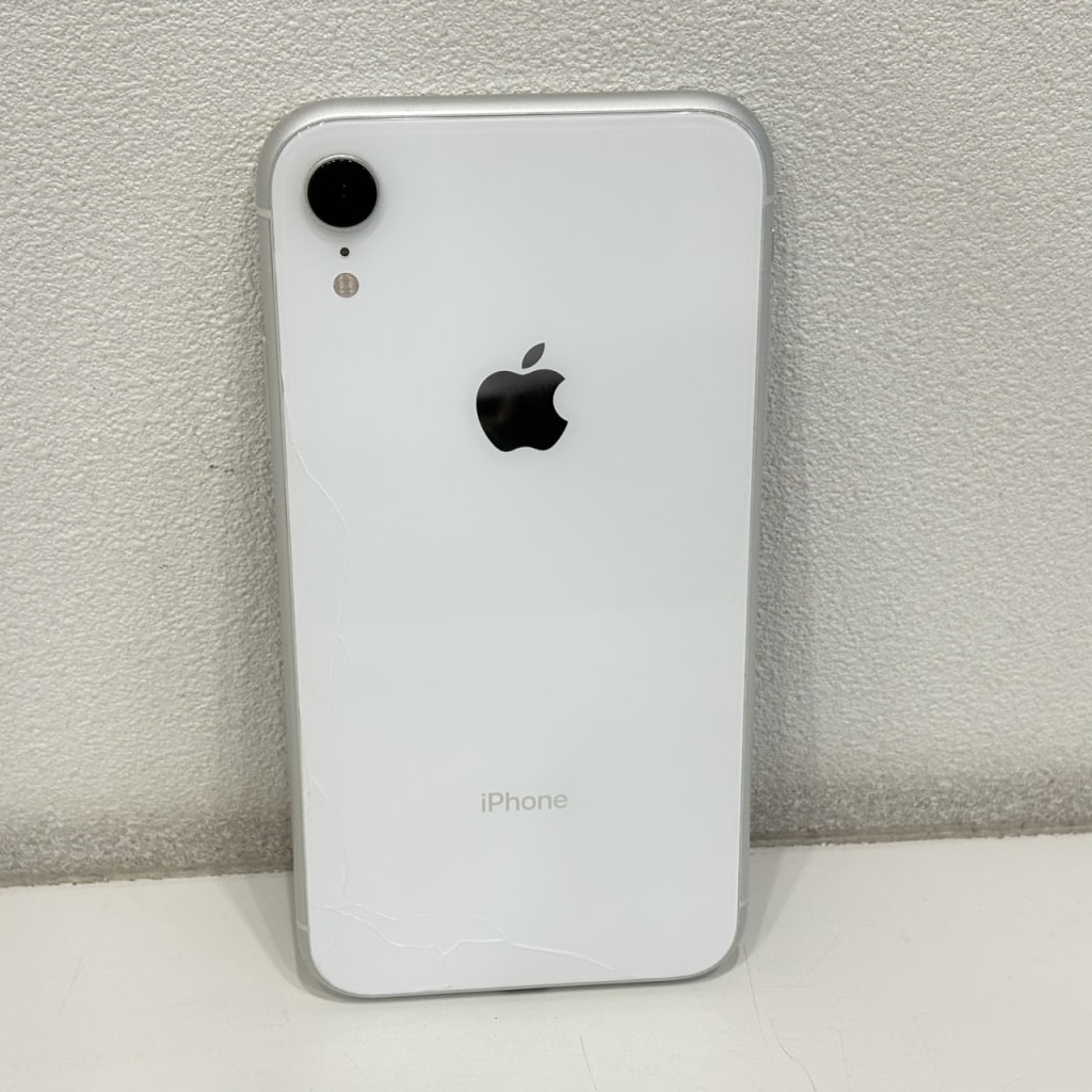 SIMロック解除(docomo) iPhoneXR 64GB ホワイト MT032J/A