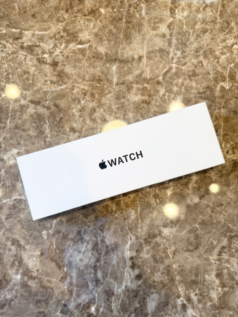 Apple Watch SE 第3世代 44mm GPS MEP04J/A