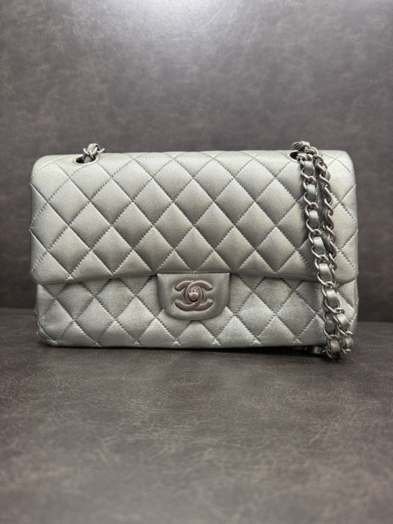 CHANEL シャネル マトラッセ25 Wチェーン Wフラップ