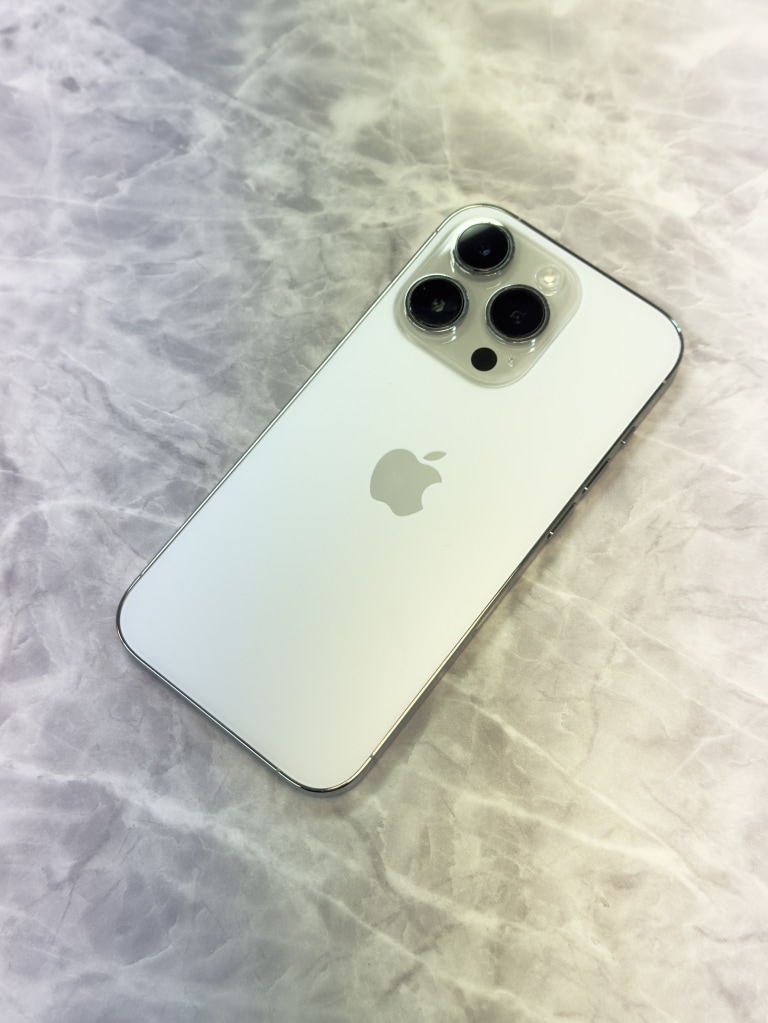 Apple iPhone14Pro 256GB シルバー MQ0Y3J/A