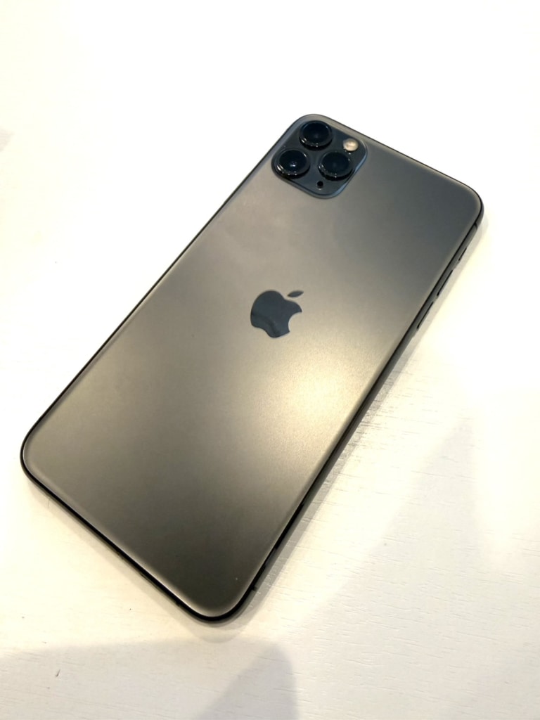 赤ロム iPhone11ProMAX 64GB スペースグレイ MWHD2J/A
