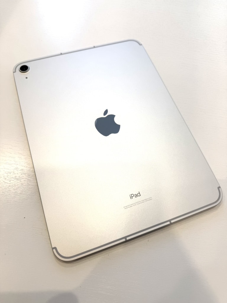 iPad 10.9インチ 第10世代 Wi-Fi+Cellular 64GB シルバー MQ6J3J/A