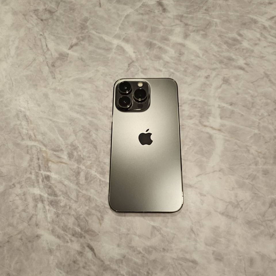 国内版SIMフリー iPhone13Pro 256GB グラファイト MLUN3J/A