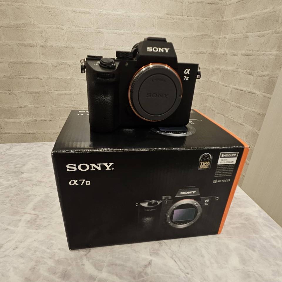 ソニー α7 III ILCE-7M3 ボディ