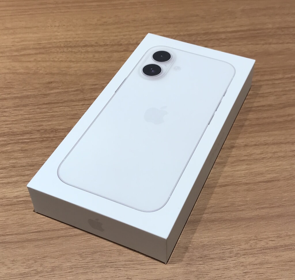 SIMロック解除(Softbank) iPhone16 128GB ホワイト MYDR3J/A