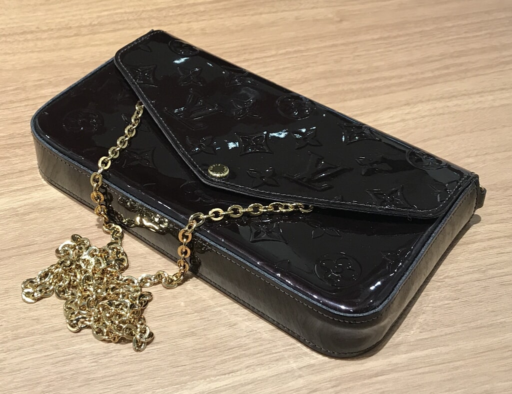 ルイヴィトン ポシェットフェリシー M61267