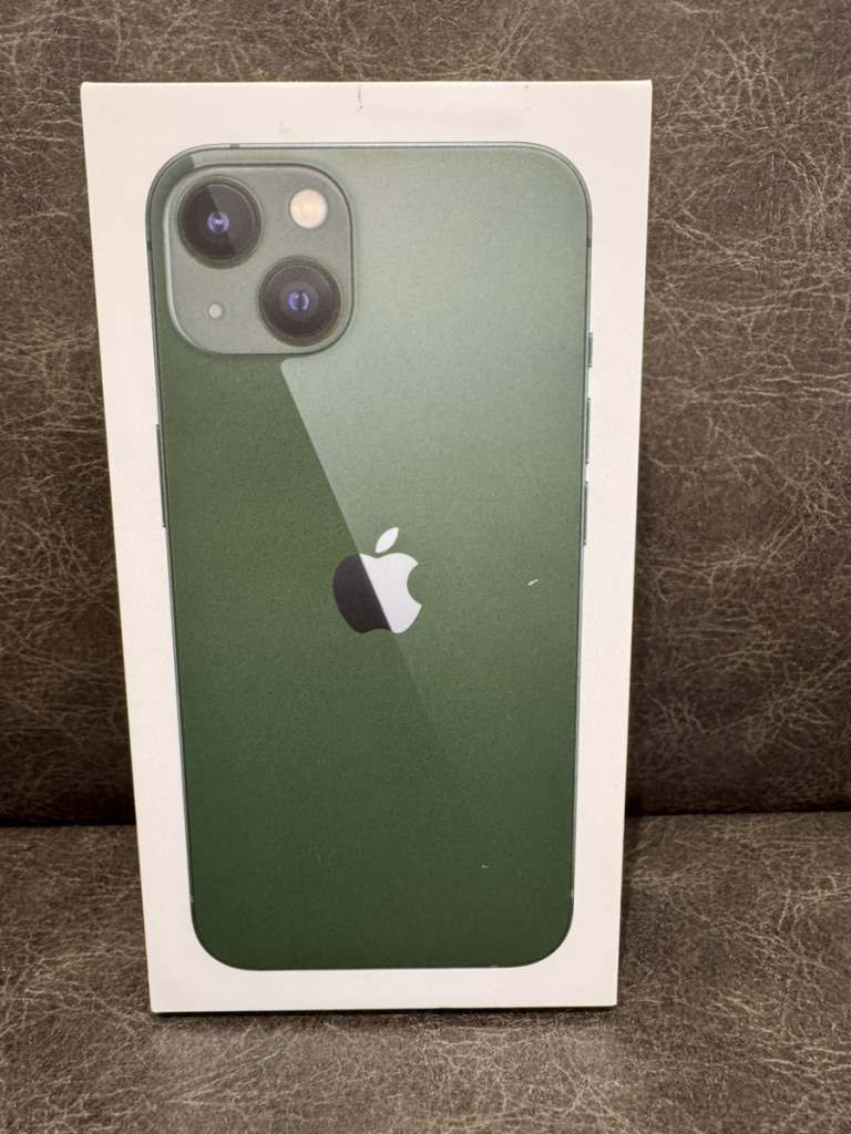 Apple iPhone13 128GB グリーン MNGG3J/A