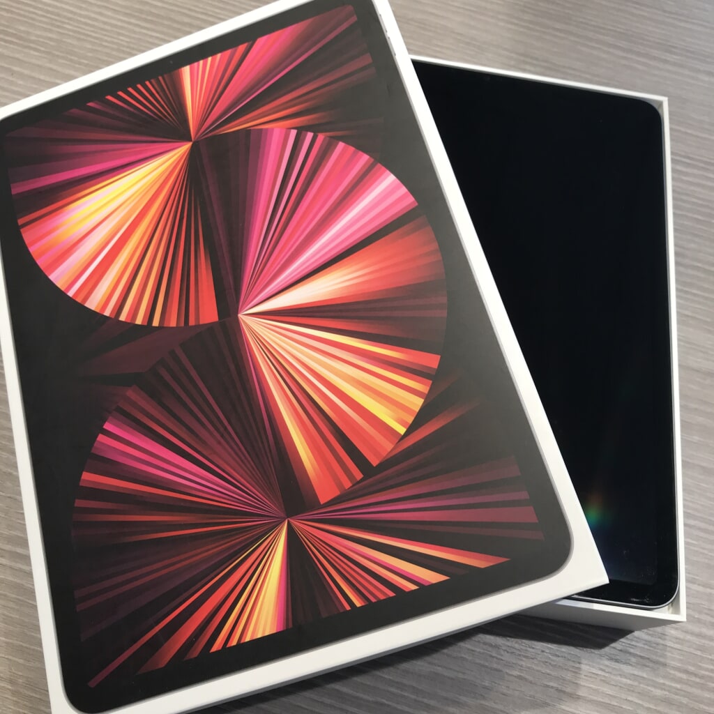 iPad Pro 11インチ 第3世代 Wi-Fiモデル 512GB スペースグレイ MHQW3J/A