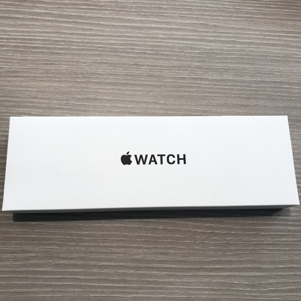 Apple Watch SE3 40mm GPS スターライト MEH34J/A