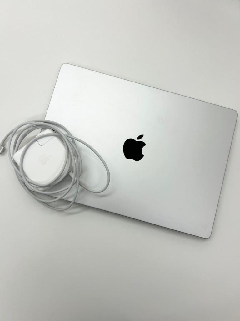 MacBook Pro 14インチ 2023 M2 Pro 16GB SSD512GB A2779