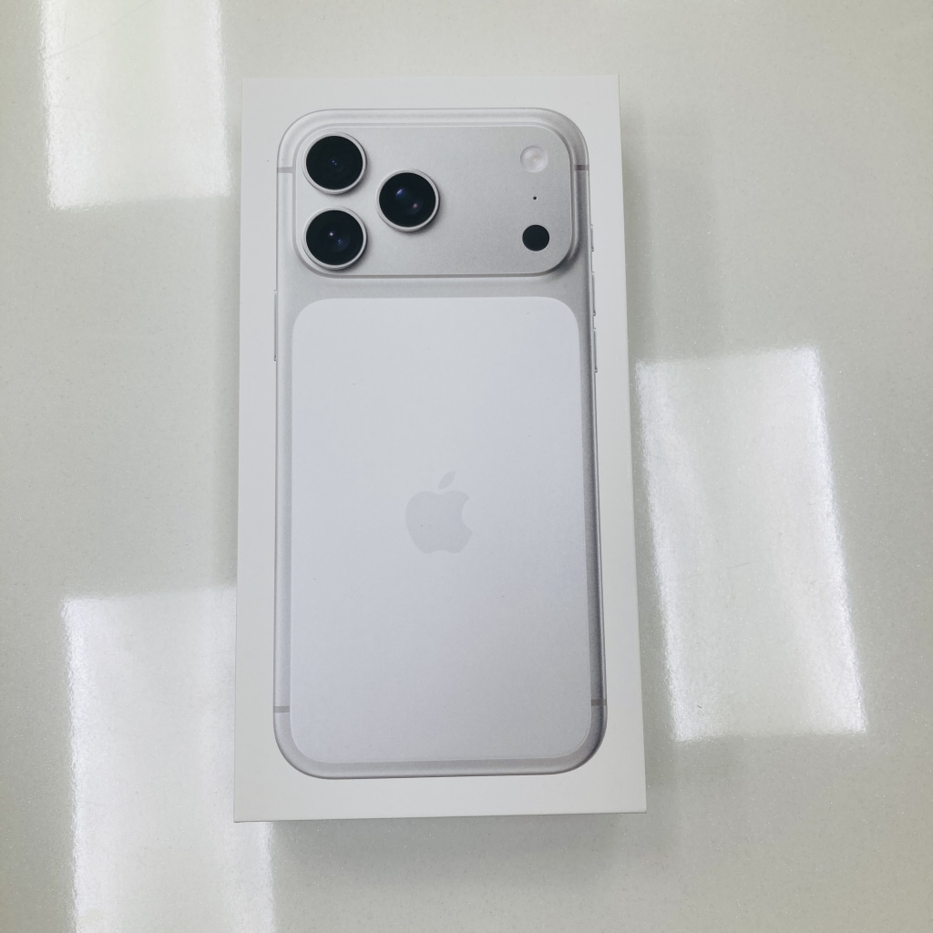 国内版SIMフリー iPhone17 Pro Max 256GB シルバー MFY84J/A
