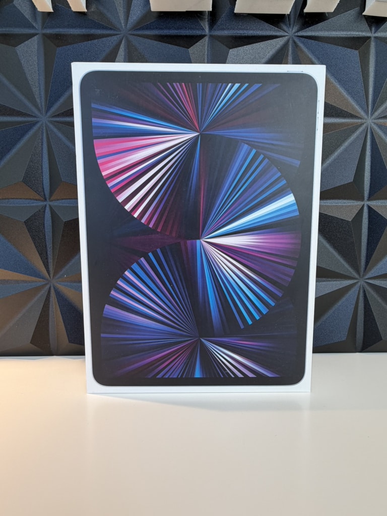 iPad Pro 11インチ 第3世代 Wi-Fiモデル 256GB シルバー MHQV3J/A