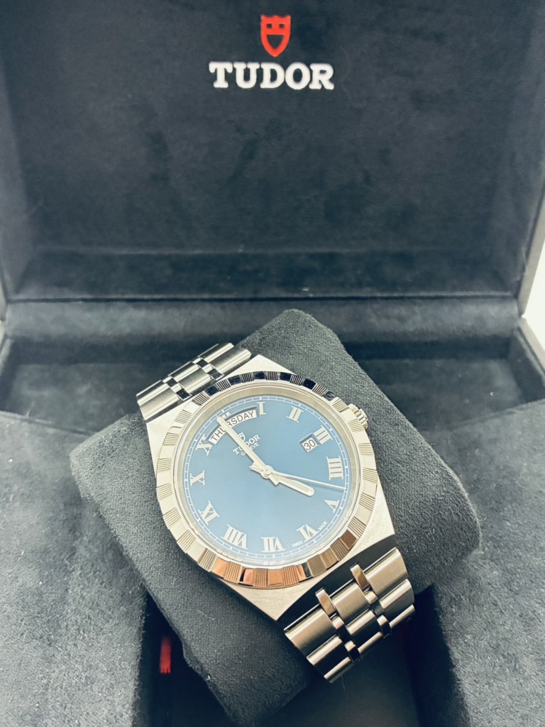 チューダー ロイヤル 41mm ブルーローマ M28600-0005