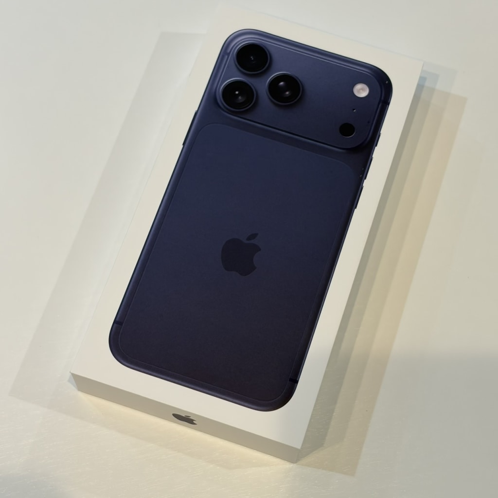 国内版SIMフリー iPhone17 Pro Max 512GB ディープブルー MFYE4J/A