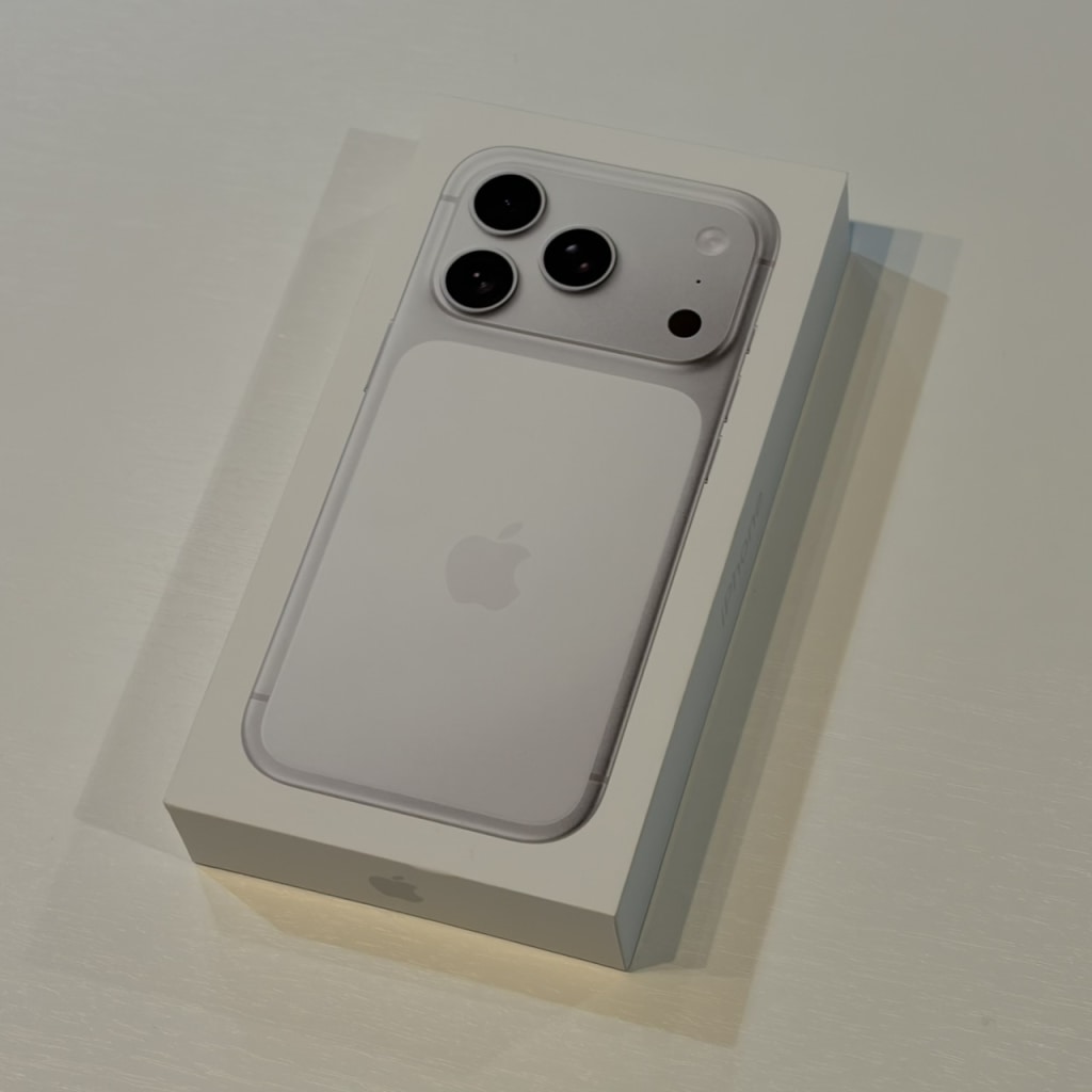 SIMロック解除(Softbank) iPhone17 Pro 256GB シルバー MG854J/A