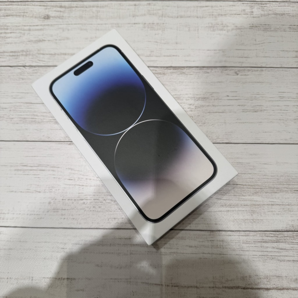 SIMロック解除(docomo)iPhone14ProMax 256GB シルバー MQ9C3J/A