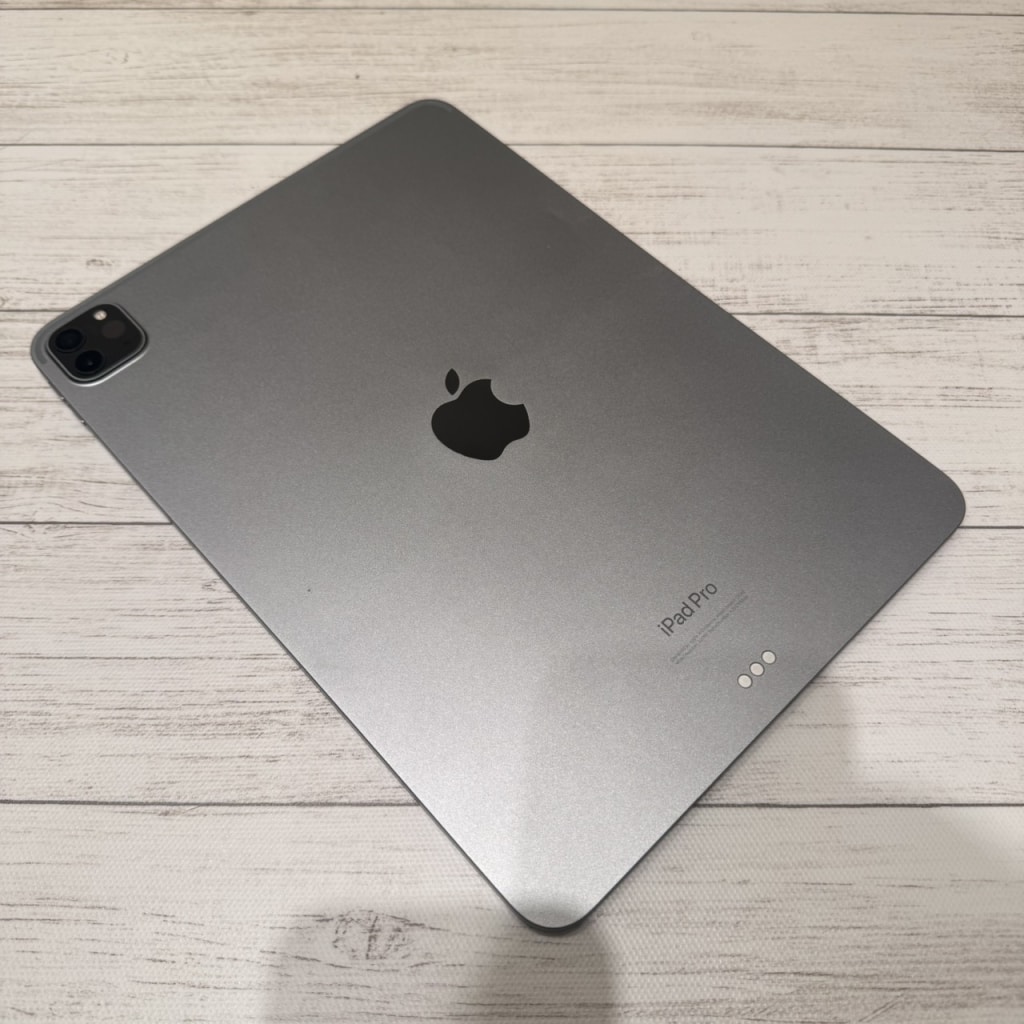 iPad Pro 11インチ 第4世代 Wi-Fi 128GB スペースグレイ MNXD3J/A