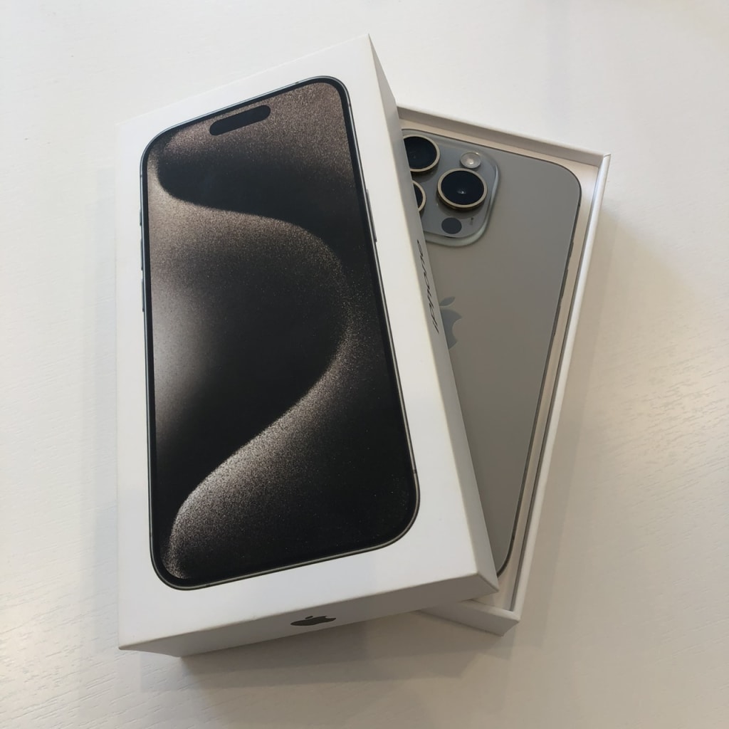 iPhone15Pro 128GB ナチュラルチタニウム MTU93J/A