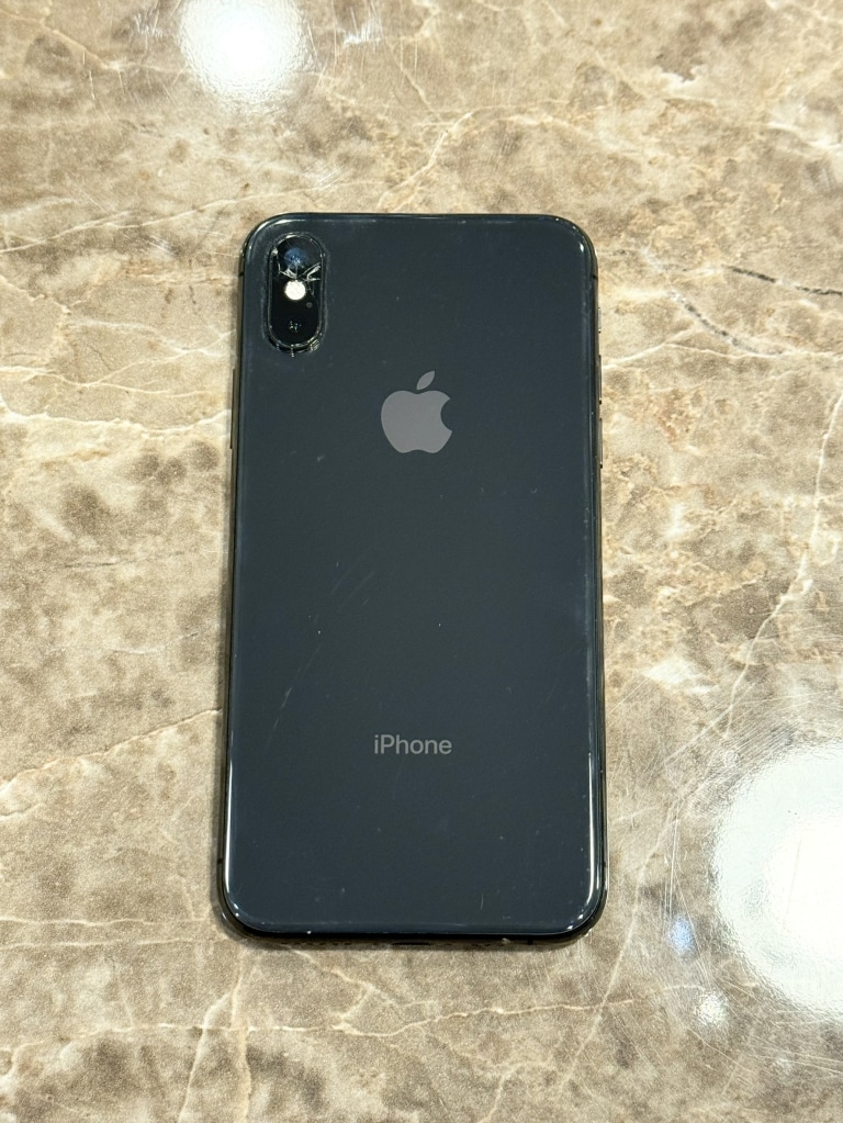 Apple iPhoneX 64GB スペースグレイ MQAX2J/A