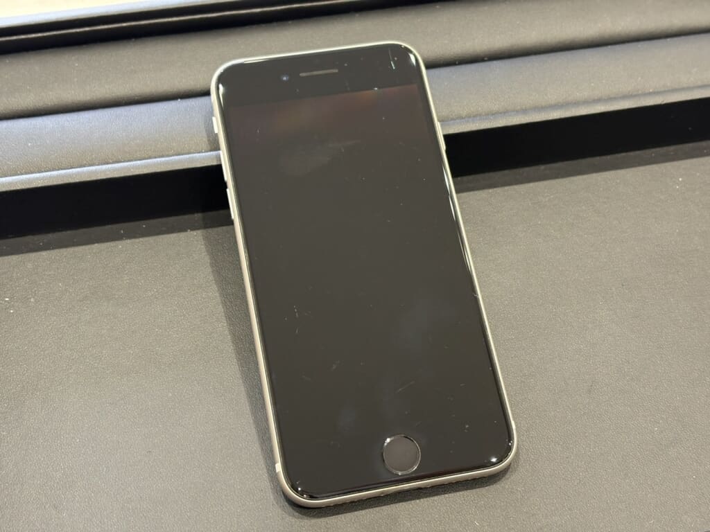 SIMロック解除(docomo) iPhoneSE3 128GB スターライト MMYG3J/A