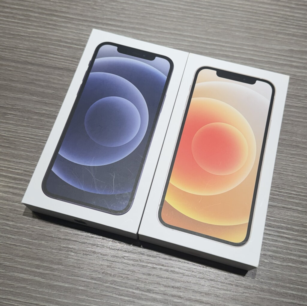 SIMロック解除(docomo) iPhone12 64GB ホワイト MGHP3J/A ブラック MGHN3J/A