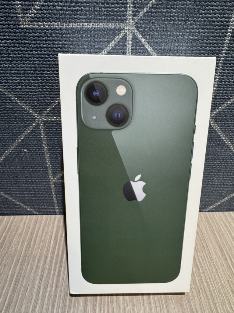 Apple iPhone13 128GB グリーン MNGG3J/A
