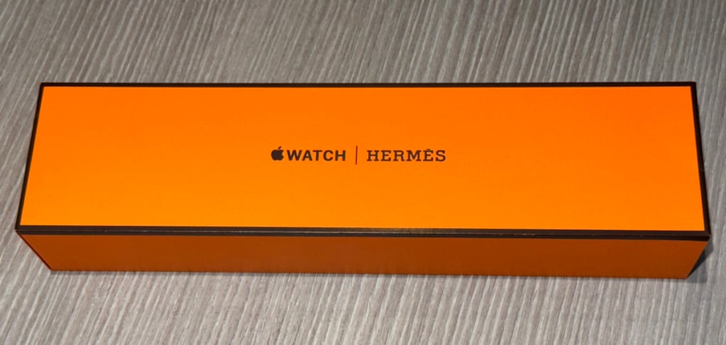 Apple Watch Hermes Series9 45mm GPS+Cellularモデル MRQP3J/A