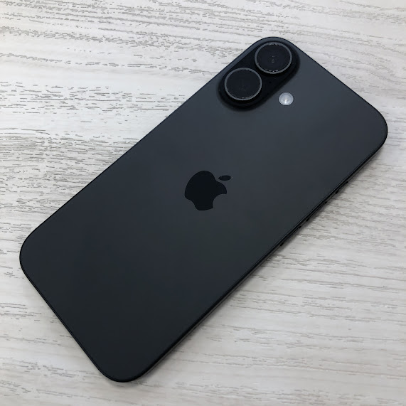 SIMロック解除(Softbank) iPhone16 128GB ブラック MYDQ3J/A