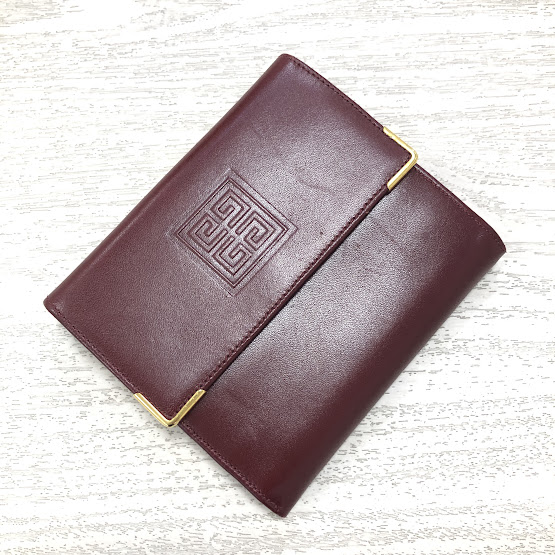 ジバンシィ 財布