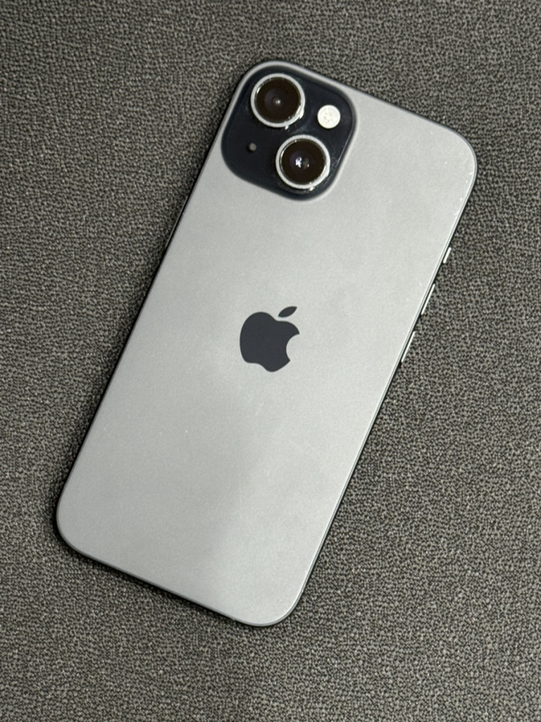 国内版SIMフリー iPhone15 128GB ブラック MTMH3J/A