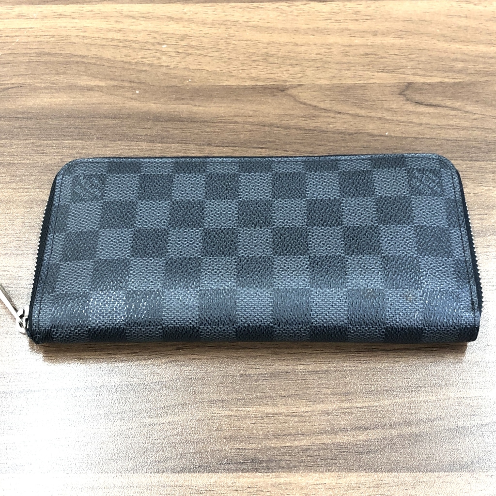 ルイヴィトン	ダミエ・グラフィット ジッピーウォレット・ヴェルティカル N63095