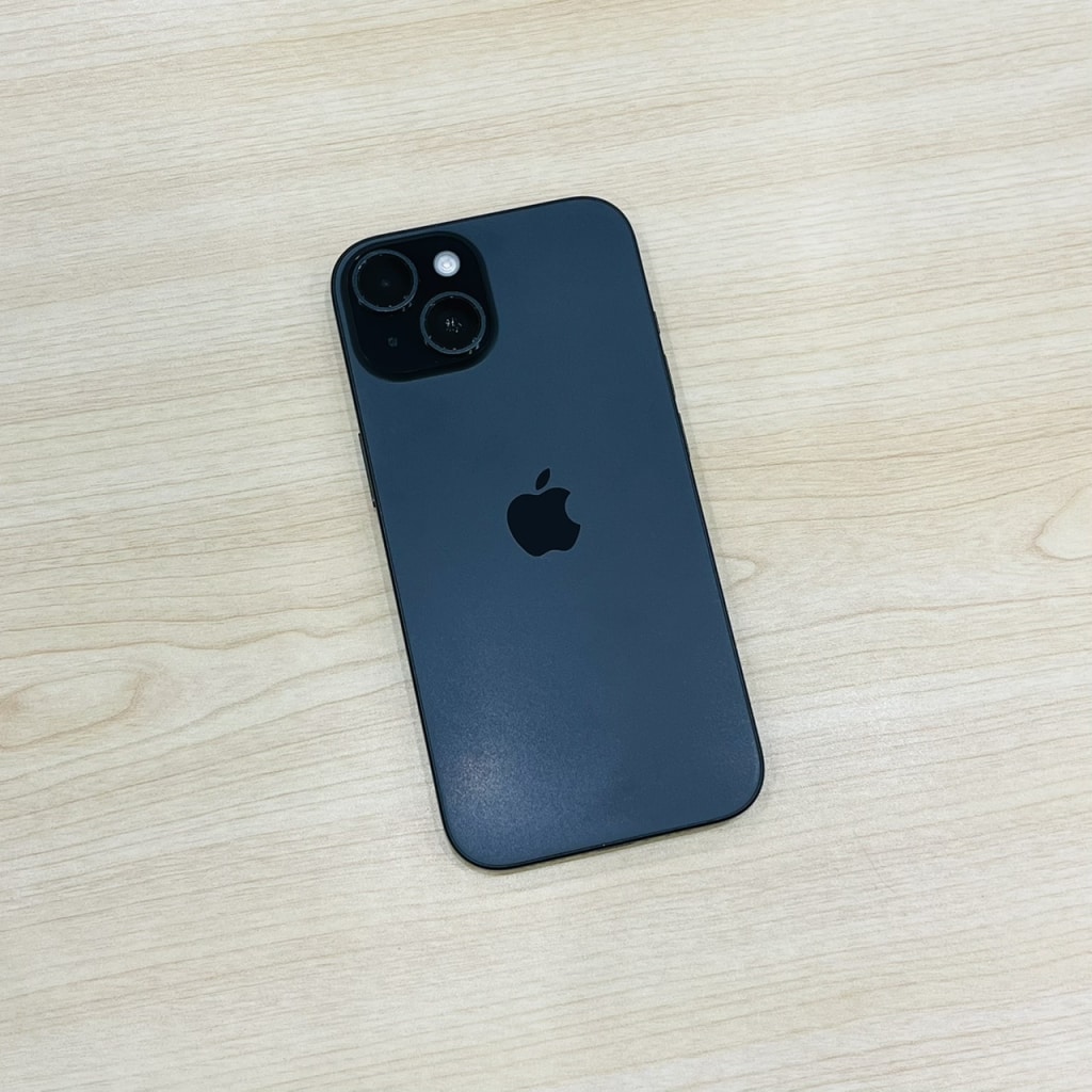 国内版SIMフリー iPhone15 256GB ブラック MTMN3J/A