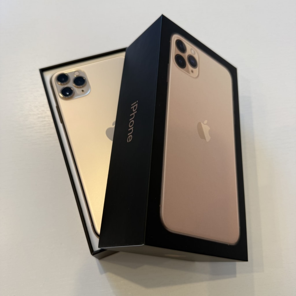 SIMロック解除(Softbank) iPhone11ProMAX 256GB ゴールド MWHL2J/A