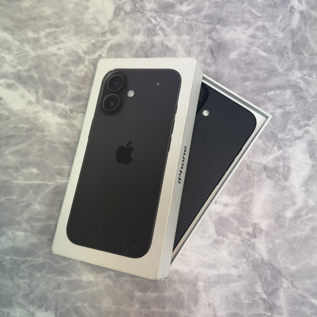 国内版SIMフリー iPhone16 128GB ブラック MYDQ3J/A