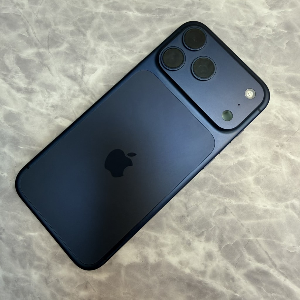 Apple iPhone17ProMax 256GB ディープブルー MFYA4J/A
