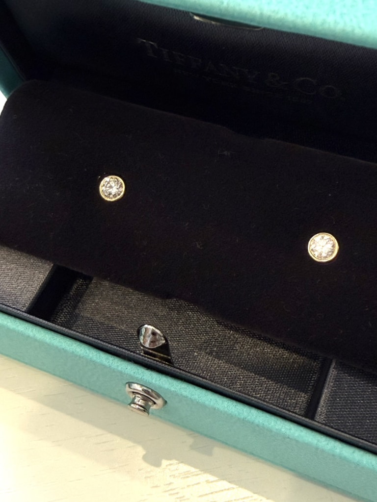 ティファニー バイザヤード ピアス イエローゴールド