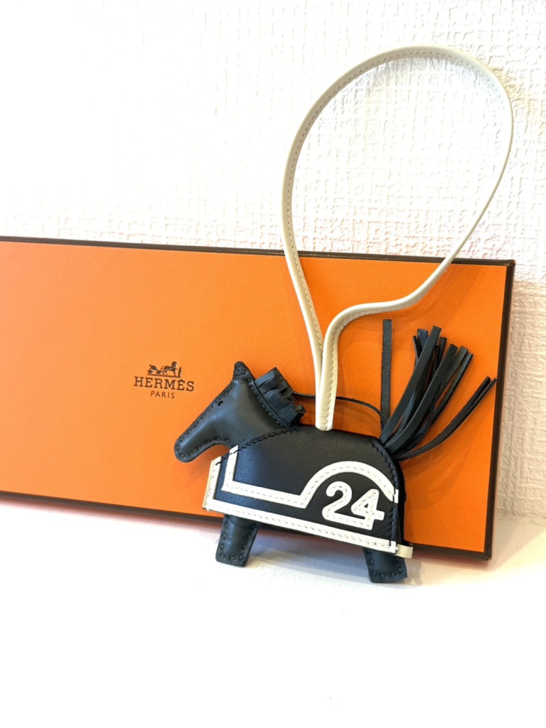 エルメス ロべオ24 PM チャーム